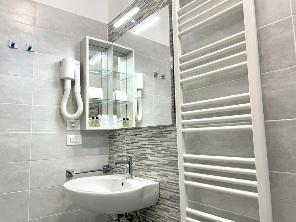 Residence Hotel Angeli Rimini Exterior photo